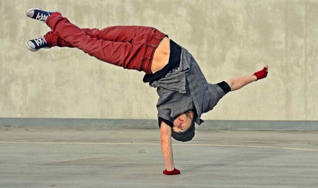 https://harmony.digitallo.net/wp-content/uploads/2019/04/inner_image_dance_01-640x379.jpg