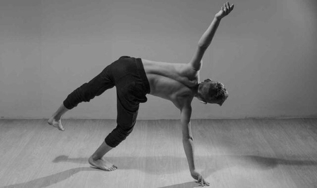 https://harmony.digitallo.net/wp-content/uploads/2019/04/inner_image_dance_07-640x379.jpg